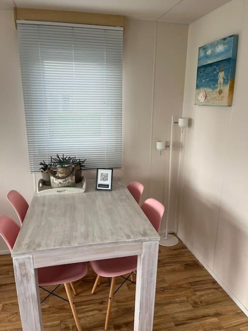 Chalet + Tiny House Nabij Strand Petten Extérieur photo