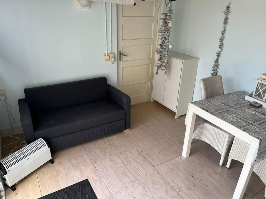 Chalet + Tiny House Nabij Strand Petten Extérieur photo