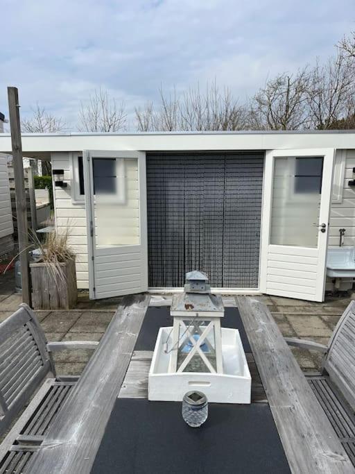 Chalet + Tiny House Nabij Strand Petten Extérieur photo